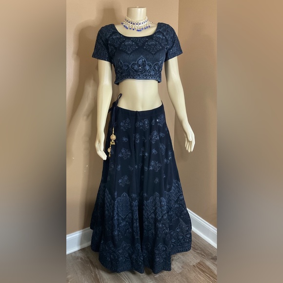 🐘 Embroidered Georgette Lehenga in Navy Blue - Picture 5 of 16